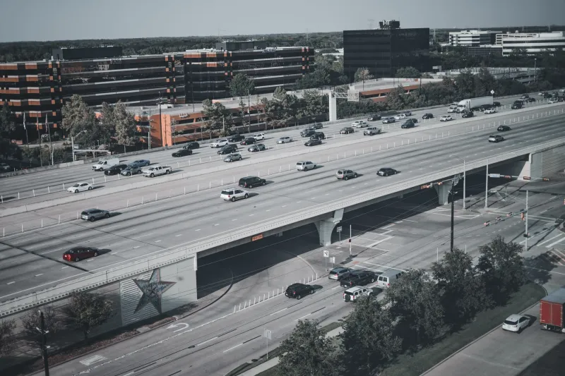 The Carpool Lane Was Built on a Promise America Never Kept