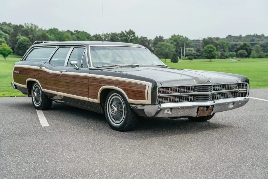 Ford Country Squire